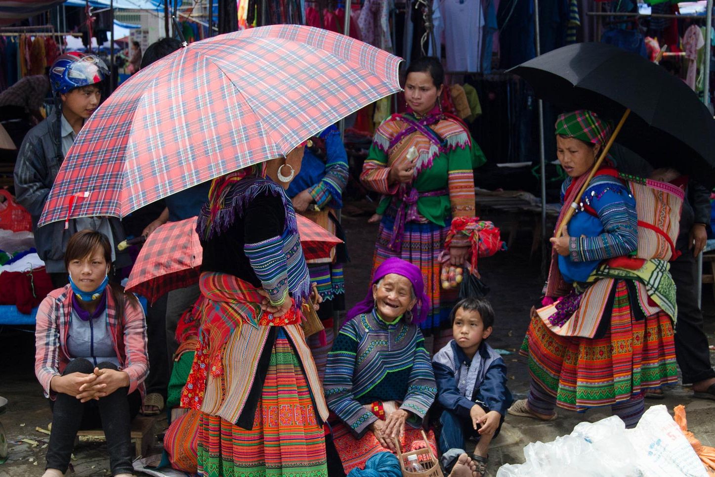 Hmong women at the Bac Ha market