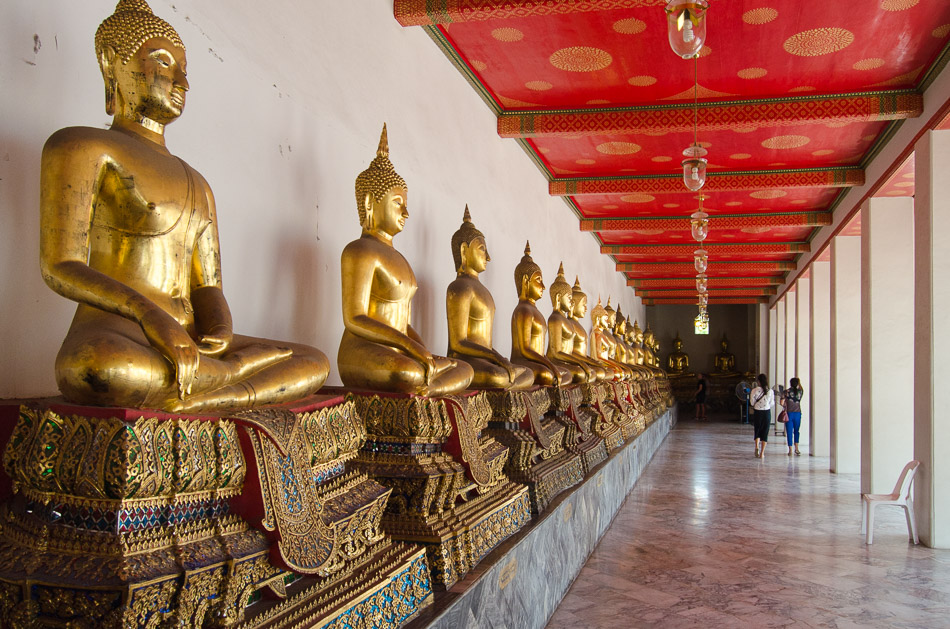 Golden Buddhas in Wat Pho